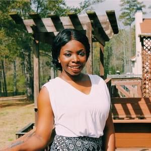 Meet your Posher, Falilat